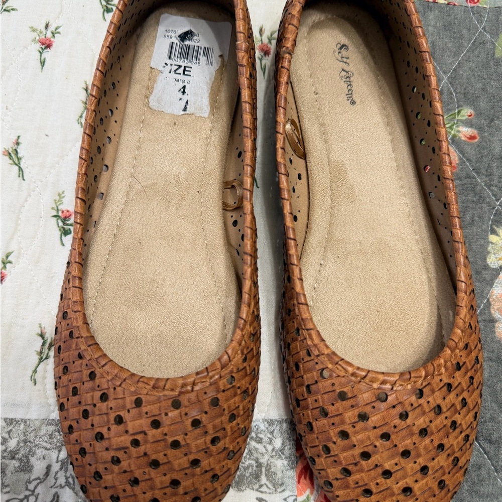 Self Esteem Tan Women's Flats - Picture 1 of 6